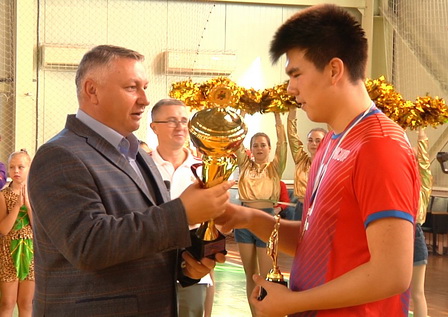 С ХК.jpg С ХК.jpg